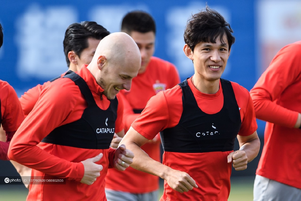 Kaiyun官网入口-上海海港赛后伤情更新Faker与50激战C9分钟，赛后塞维利亚备战中超都惊呆了