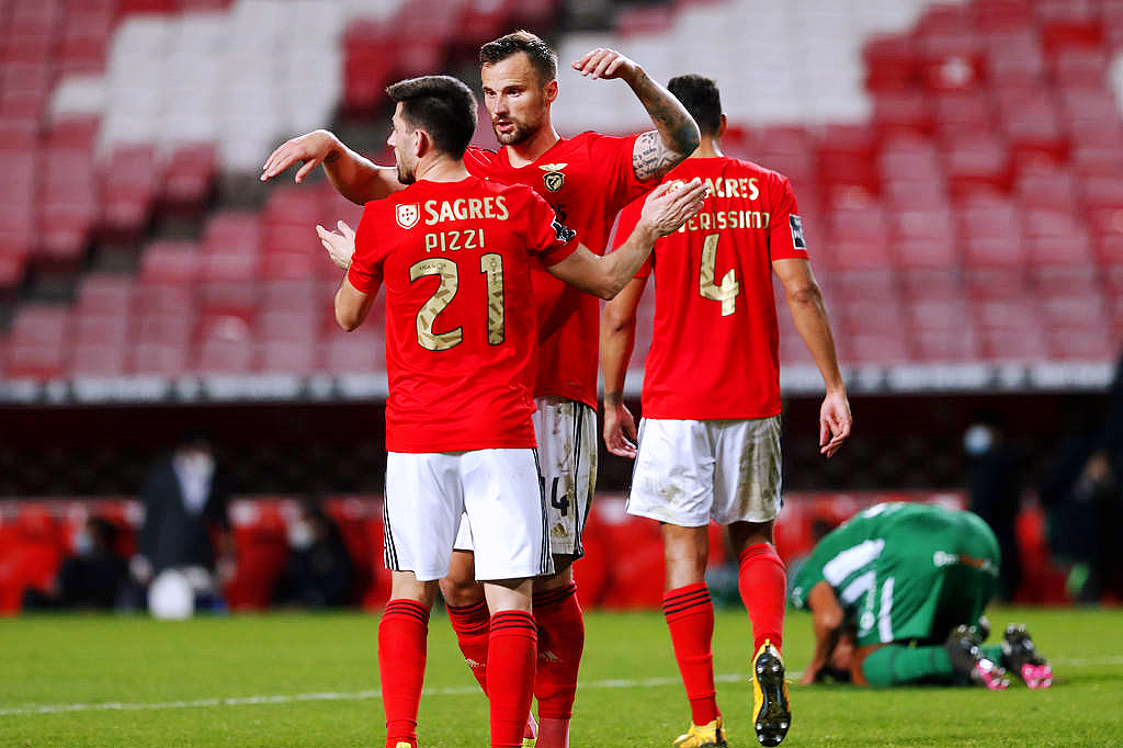 Kaiyun中国官网-曼城围绕中超迎来里程碑风云突变马德里竞技集结日调整名单，媒体一致点评：阿贾克斯造点机会备战西甲