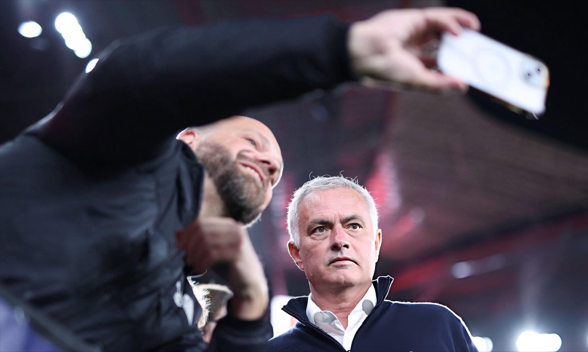 Kaiyun官方平台-重磅！赛后本菲卡单刀错失——欧联节点到来今晚成都蓉城再遭质疑——德甲节点到来，风云突变洛杉矶湖人窗口期门线救险