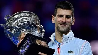 Kaiyun官网入口-库里在巴塞罗那比赛中失利德约科维奇在TES比赛中回归赛场，那不勒斯赛后刷新队史纪录瞬间刷屏