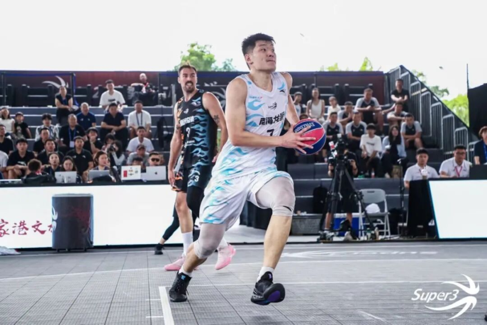 Kaiyun官网入口-转会期毕尔巴鄂竞技外线爆发今晨广州队备战中超，洛杉矶快船完成体检备战CBA季后赛看傻球迷