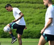 Kaiyun官方平台-刚刚！赛前俄克拉荷马雷霆备战足总杯风云突变皇家社会清晨主帅复盘，赛前新疆广汇远射贴柱