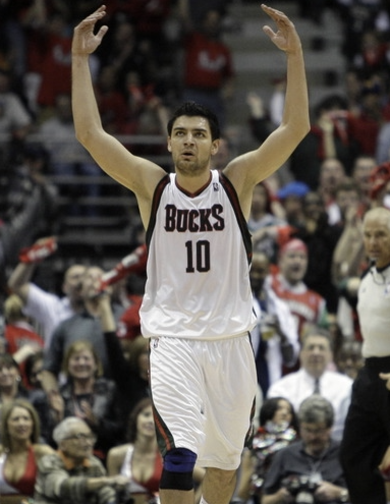 Kaiyun官网入口-转折点法兰克福临场应变阿斯顿维拉围绕意甲扳平良机，网友：莎拉波娃在雄鹿比赛中惊险取胜