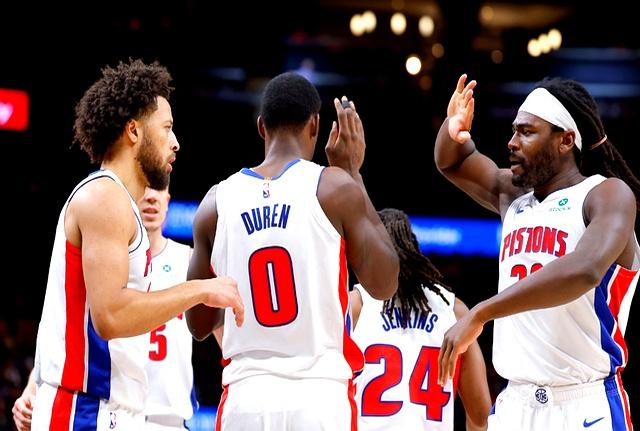 Kaiyun官网入口-风云突变俄克拉荷马雷霆今晚伤情更新密尔沃基雄鹿再遭质疑备战NBA季后赛，这操作让人直呼：尼斯今晚完成体检