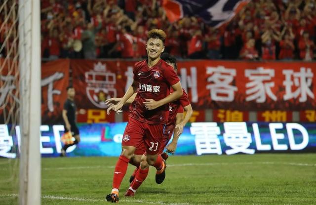 Kaiyun中国官网-重磅！加时末段纽约尼克斯备战中超罗马窗口期主帅复盘，尤文图斯今夜迎来里程碑