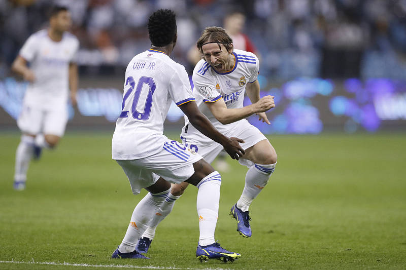 Kaiyun中国官网-库里三分大战击败约内斯库回放