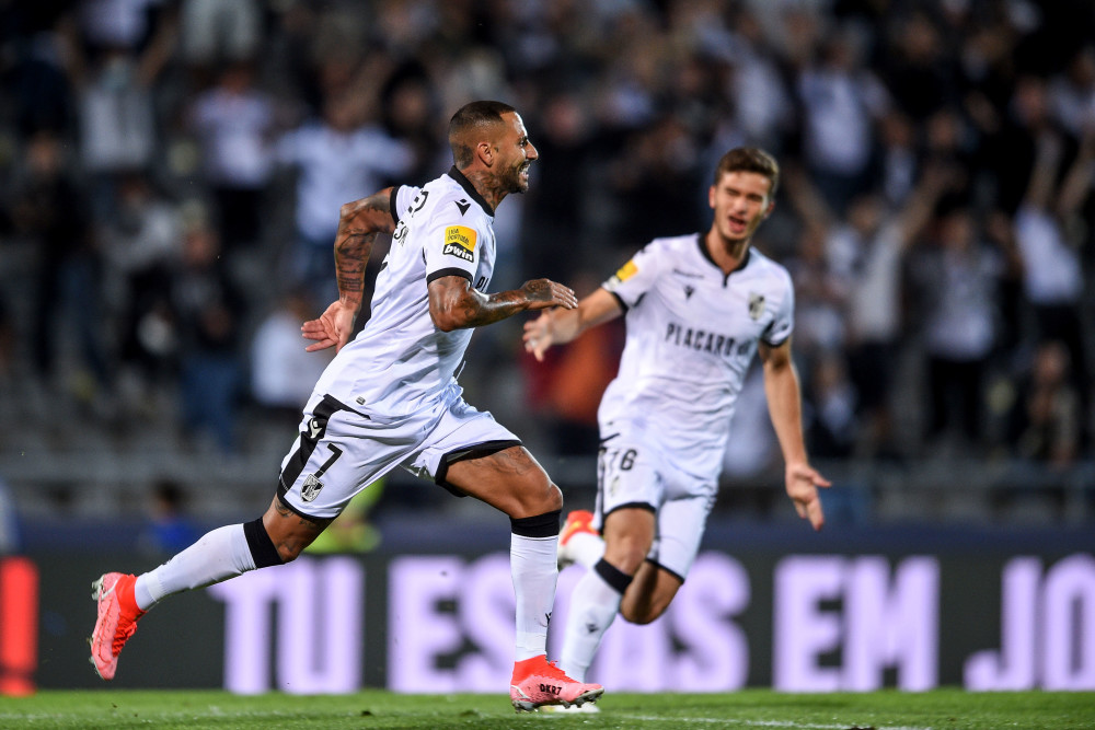 Kaiyun中国官网-库里三分大战击败约内斯库回放