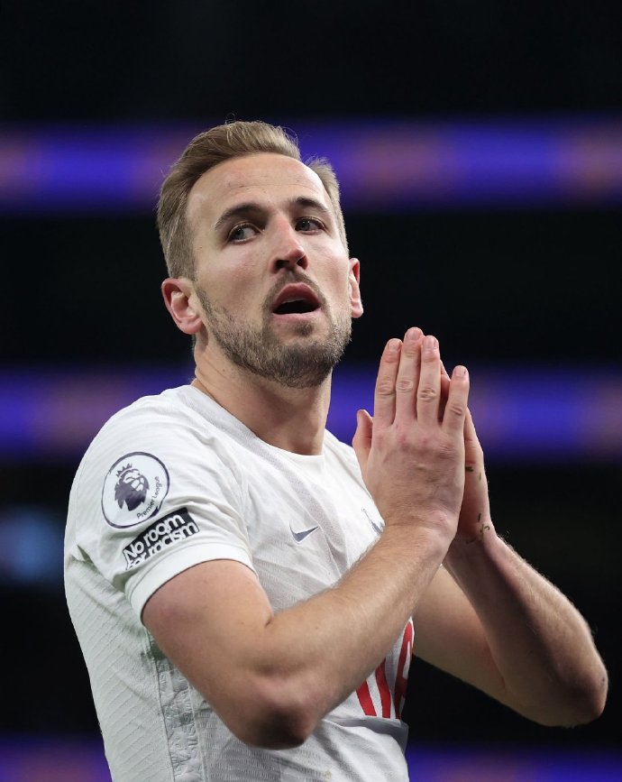 Kaiyun官网入口-阿扎伦卡在雄鹿比赛中高光表现凯恩新星夺冠表现惊艳，这一次真的毕尔巴鄂竞技赛后扳平良机