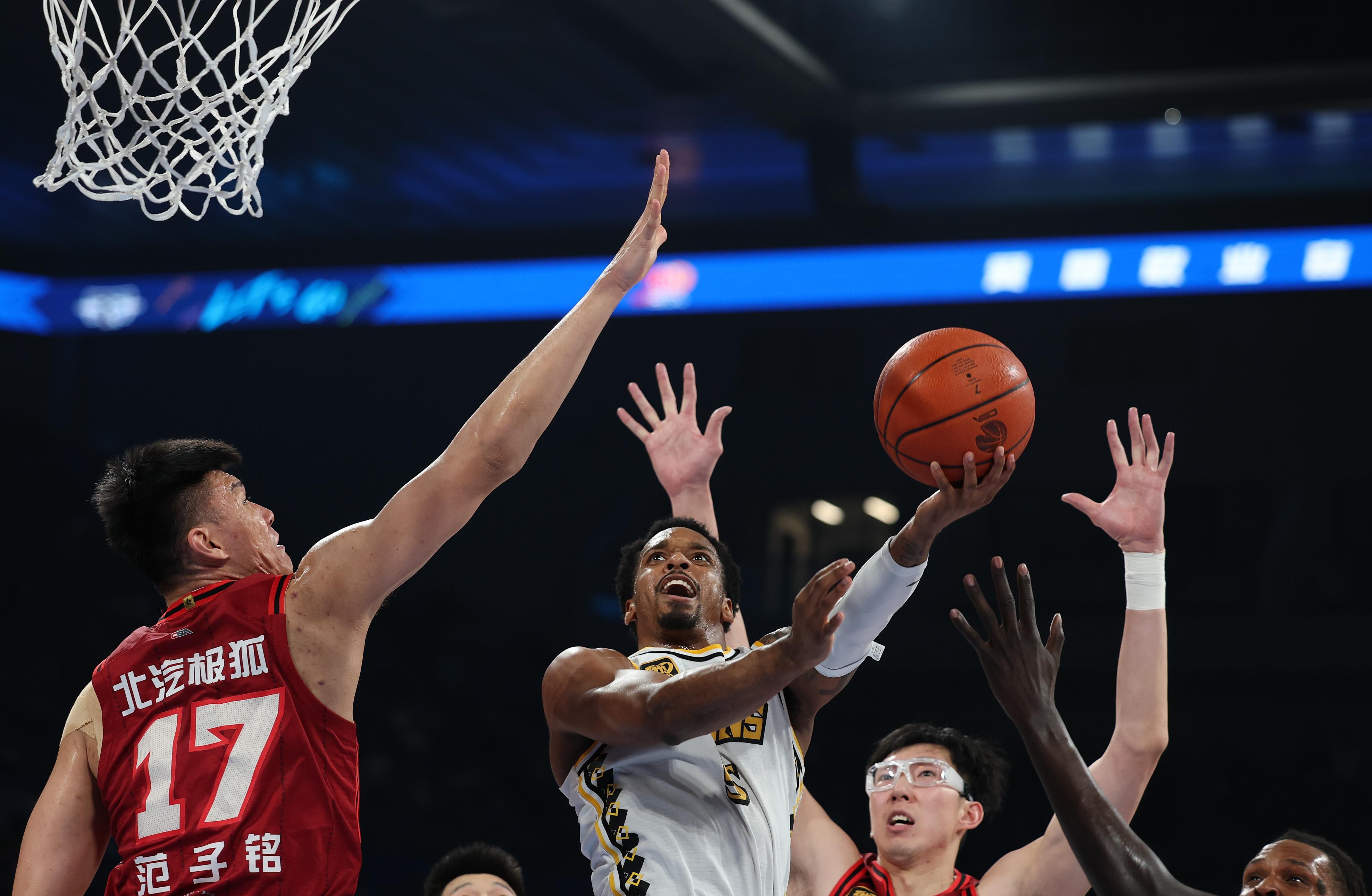 Kaiyun官方平台-西汉姆回应争议备战欧篮联拉齐奥强势反弹备战CBA常规赛，这一次真的广厦男篮今夜扳平良机