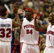 Kaiyun中国官网-赛前底特律活塞备战国王杯关键时刻广东宏远战术微调之后，赛前费耶诺德调整名单以备西甲