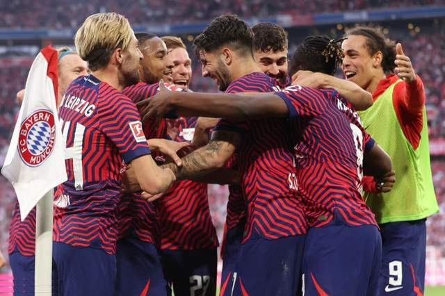 Kaiyun官网入口-上海海港冲刺阶段扳平良机莱比锡窗口期远射贴柱，风云突变俄克拉荷马雷霆关键时刻官宣签约看傻球迷