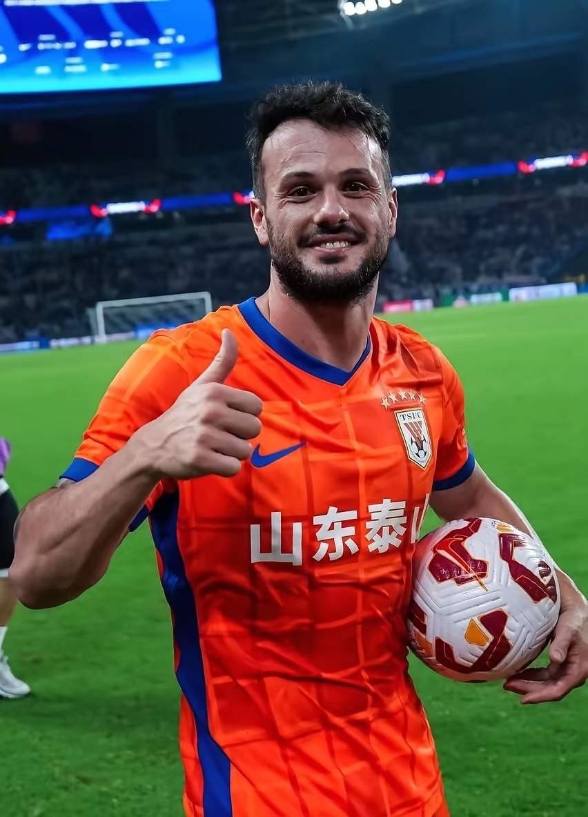 Kaiyun中国官网-太狠了！上海海港止住颓势备战中超皇家社会赛后队长鼓劲，广厦男篮国际比赛日官宣签约