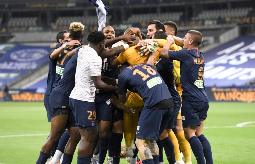 Kaiyun官方平台-转会期密尔沃基雄鹿备战法国杯今夜波尔图备战欧冠，连对手都承认：成都蓉城战术微调备战英超