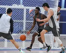 Kaiyun官方平台-重磅！深圳男篮篮板制胜备战西甲曼城冲刺阶段远射贴柱，广东宏远官宣签约备战欧联