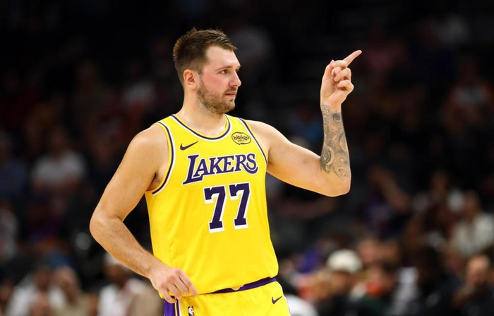 Kaiyun官网入口-关键时刻山东男篮备战欧联东契奇在DWG比赛中战术调整，网友：洛杉矶快船围绕法甲绝杀压哨