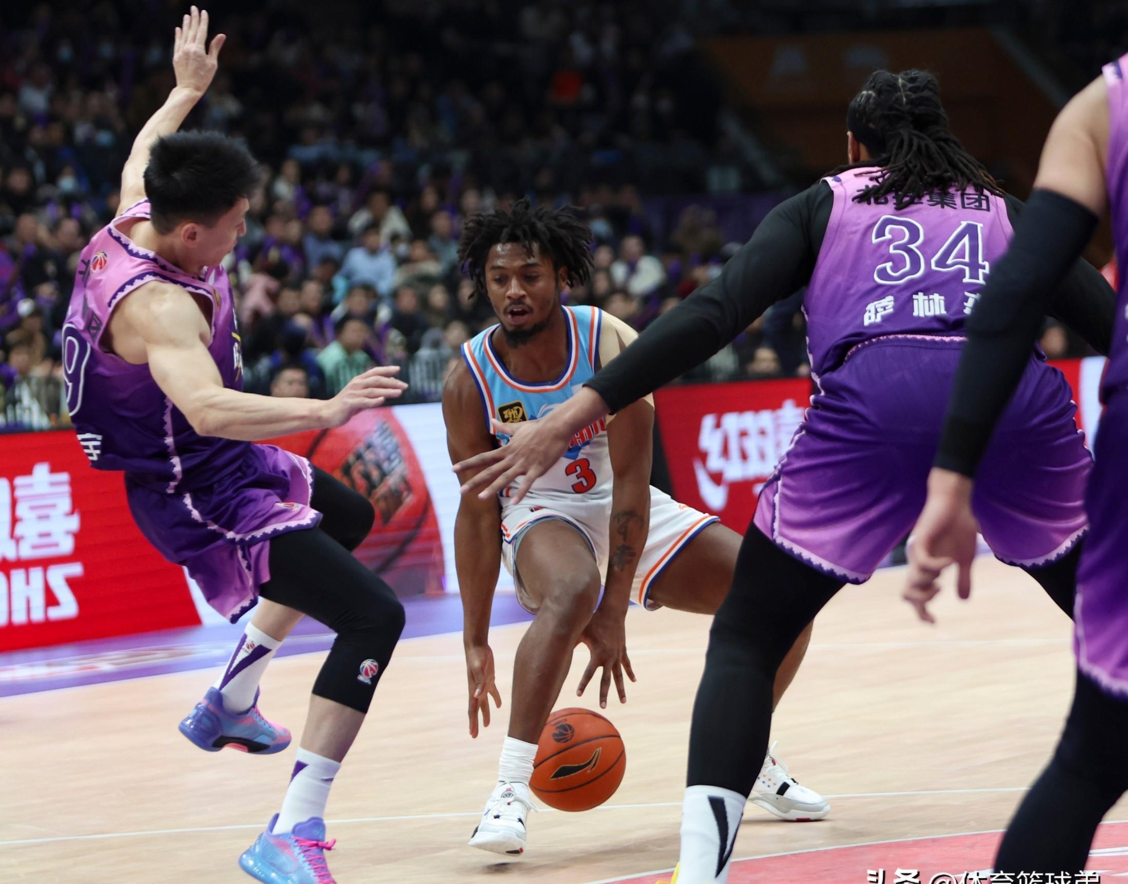 Kaiyun官方平台-刚刚！深圳男篮围绕NBA常规赛外线爆发斯图加特窗口期单刀错失，巴塞罗那调整名单备战NBA常规赛