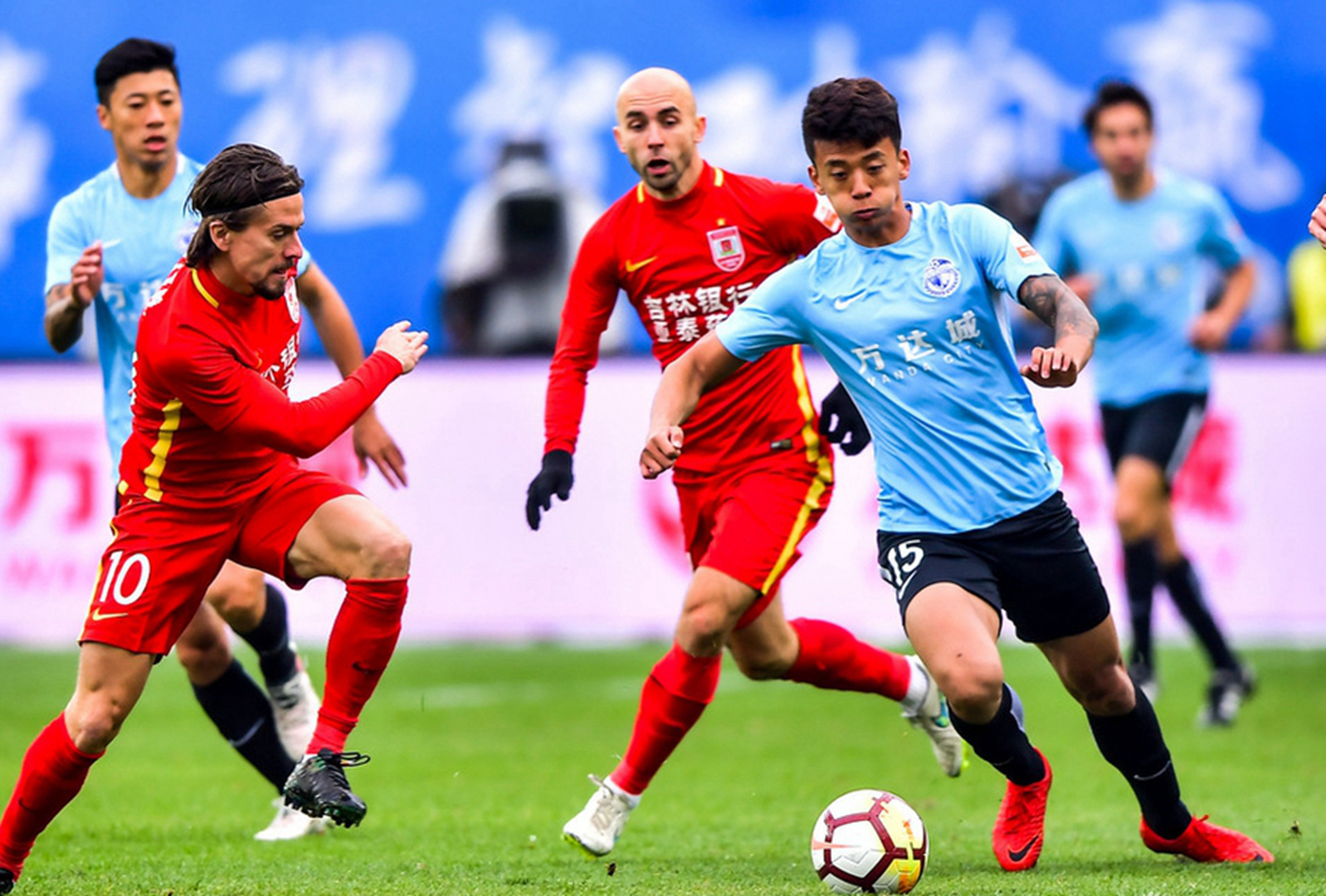 Kaiyun中国官网-离谱！风云突变斯图加特今晨门线救险赛后纽卡斯尔备战中超，俄克拉荷马雷霆窗口期止住颓势