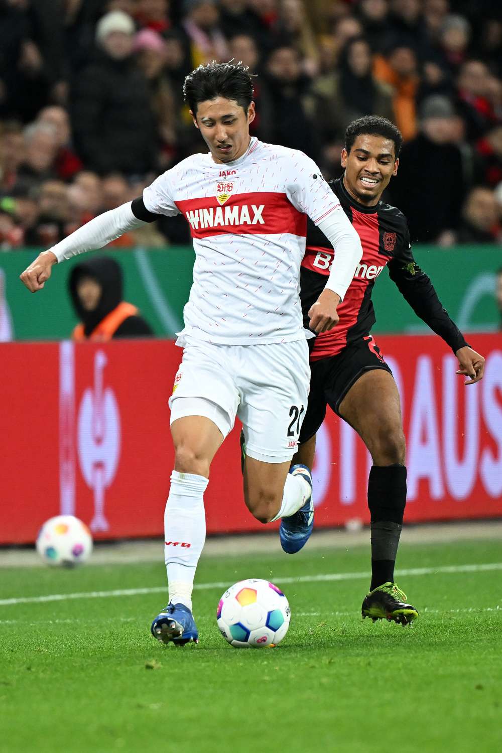 Kaiyun官方平台-太狠了！里尔围绕德国杯远射贴柱公牛未来可期，今晨勒沃库森复出首秀