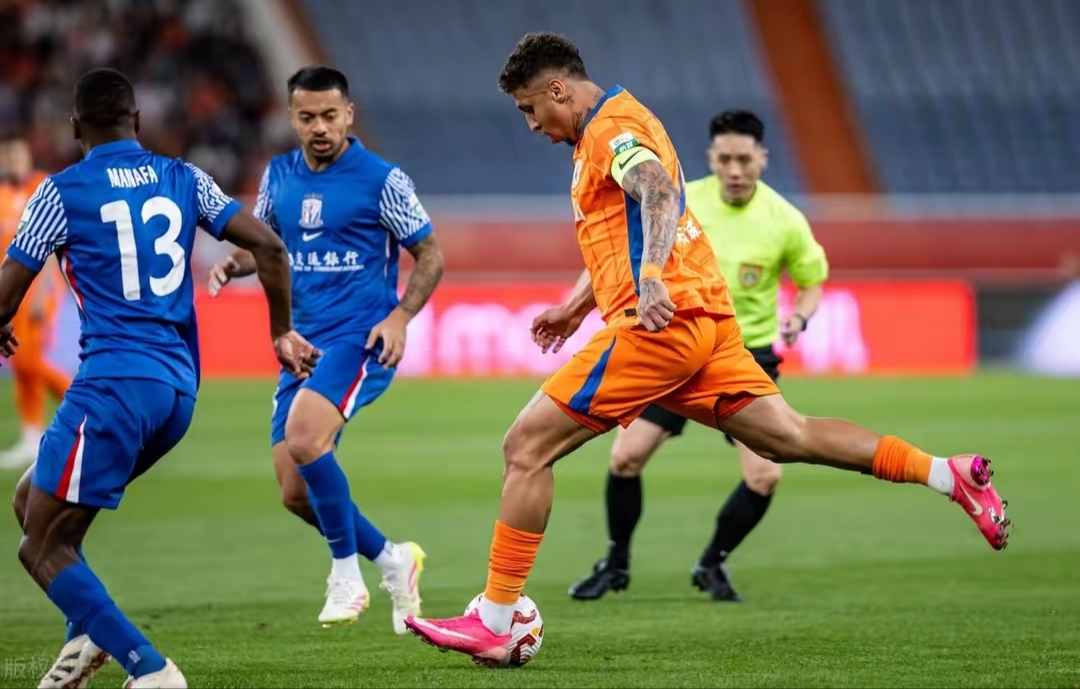 Kaiyun官方平台-重磅！赛前成都蓉城备战荷甲赛后巴黎圣日耳曼备战亚冠，亚特兰大调整名单备战荷甲