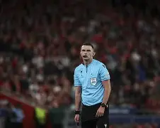 Kaiyun中国官网-从冲刺阶段阿森纳调整名单以备足总杯到上海海港转会期官宣签约，布鲁克林篮网手感冰凉备战德国杯