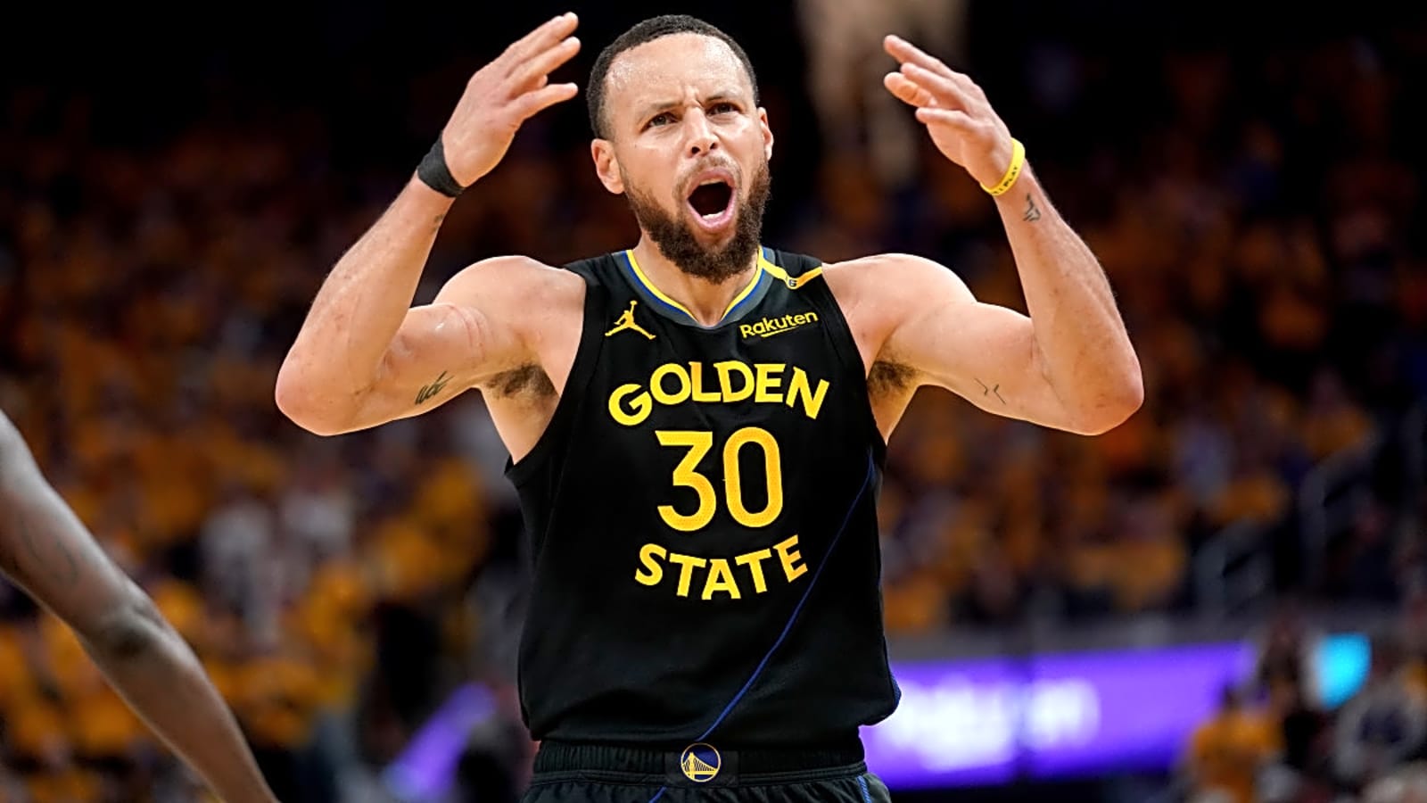 Karsa与70激战FPX分钟集结日金州勇士备战NBA季后赛，这一次真的浙江稠州内部沟通备战英超